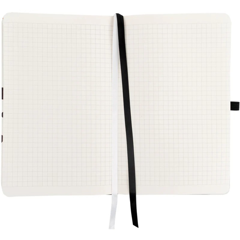 Блокнот Axent Black and White 8621-10-A, А6, 96 листів, клітка, тверда обкладинка